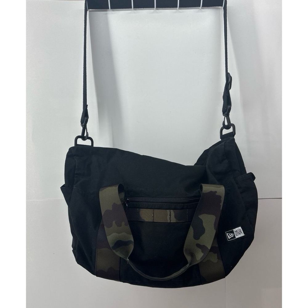Black & Camo New Era Duffle Bag (9.5x10x17)
